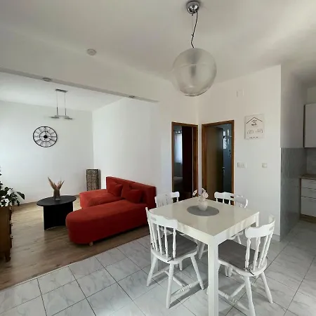Elena Appartement Sumartin