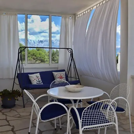 Elena Apartment *