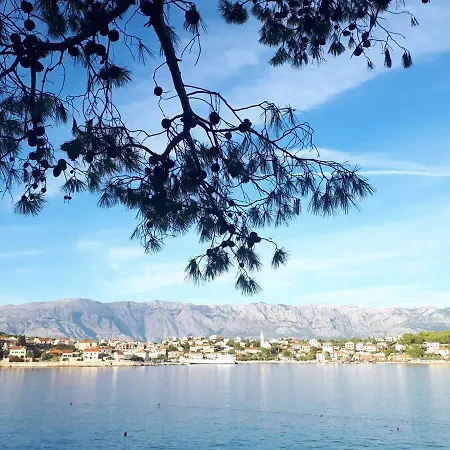 Apartman Elena Sumartin